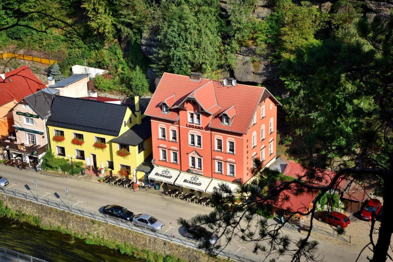 Pension-Restaurace Lugano Hrensko Exterior photo